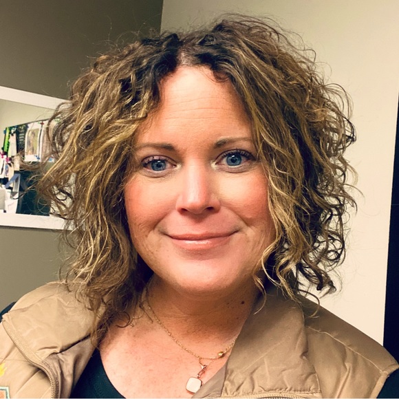 Meet your Posher, Casey - Picture 1 of 1